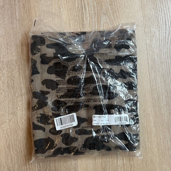 Banana Republic  Leopard Wool Cotton Scarf - Picture 6 of 9